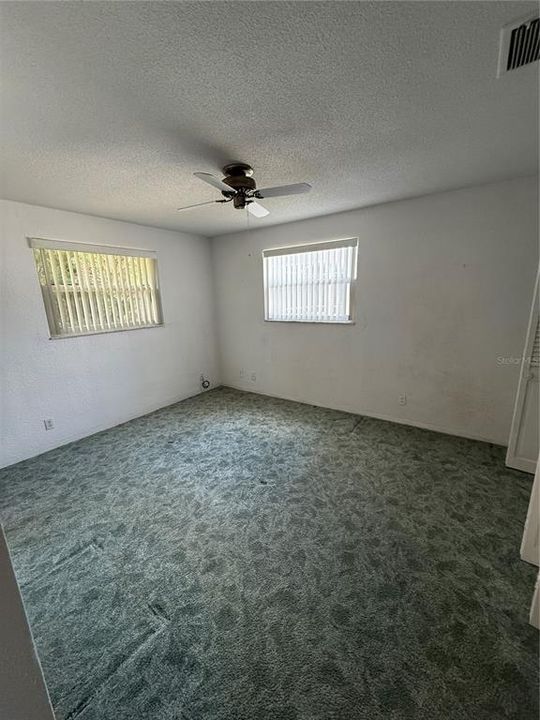 For Sale: $290,000 (2 beds, 2 baths, 1334 Square Feet)