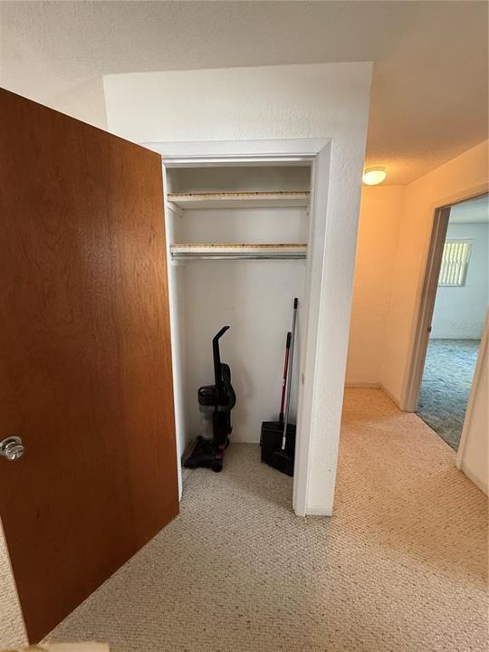For Sale: $290,000 (2 beds, 2 baths, 1334 Square Feet)