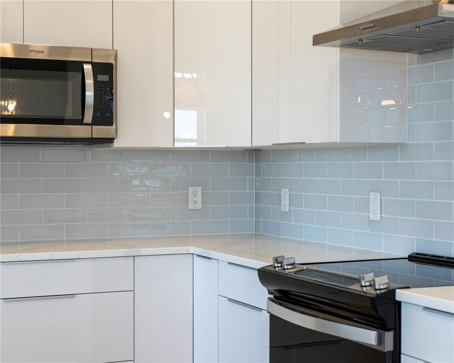 For Sale: $749,000 (3 beds, 2 baths, 1600 Square Feet)