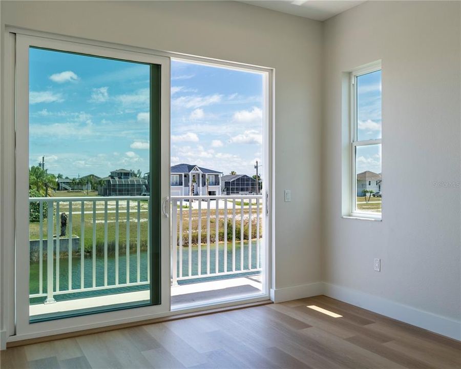For Sale: $749,000 (3 beds, 2 baths, 1600 Square Feet)