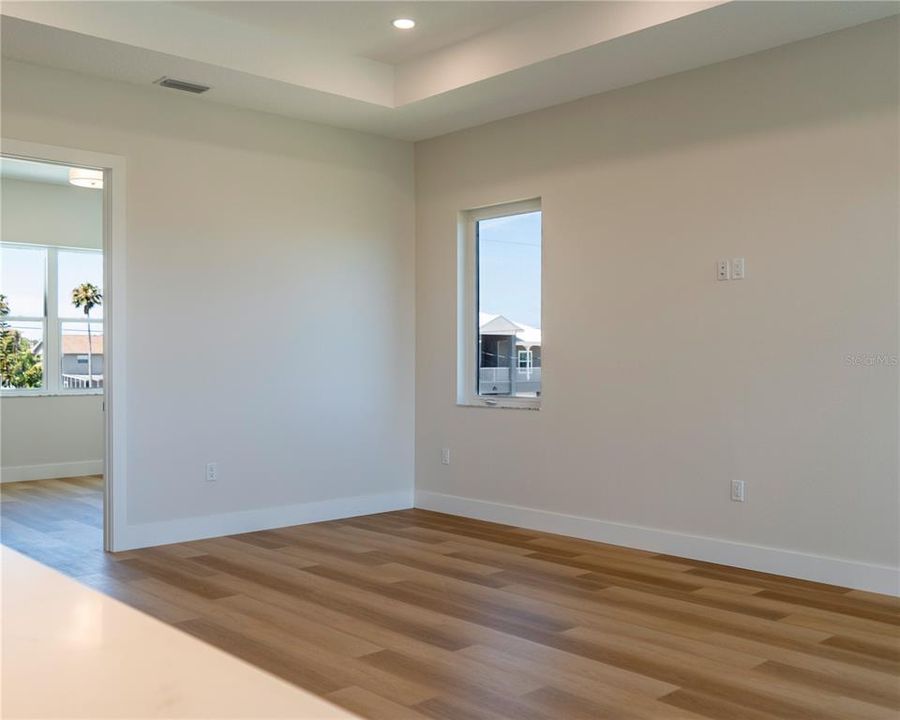 For Sale: $749,000 (3 beds, 2 baths, 1600 Square Feet)