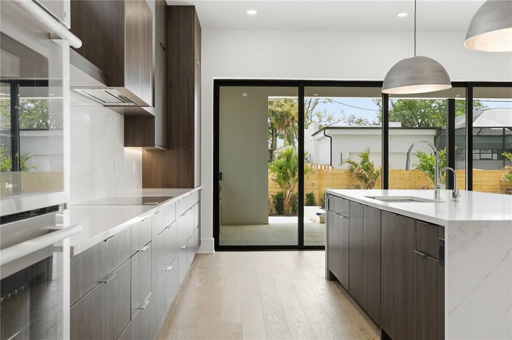 For Sale: $1,795,000 (5 beds, 4 baths, 3450 Square Feet)
