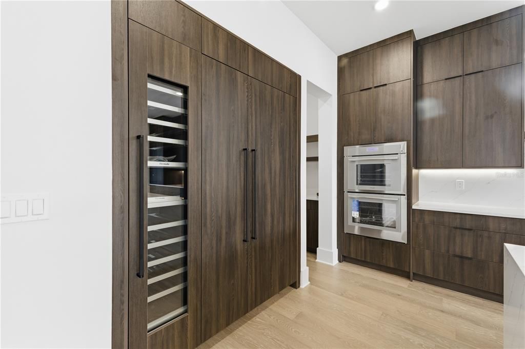 For Sale: $1,795,000 (5 beds, 4 baths, 3450 Square Feet)