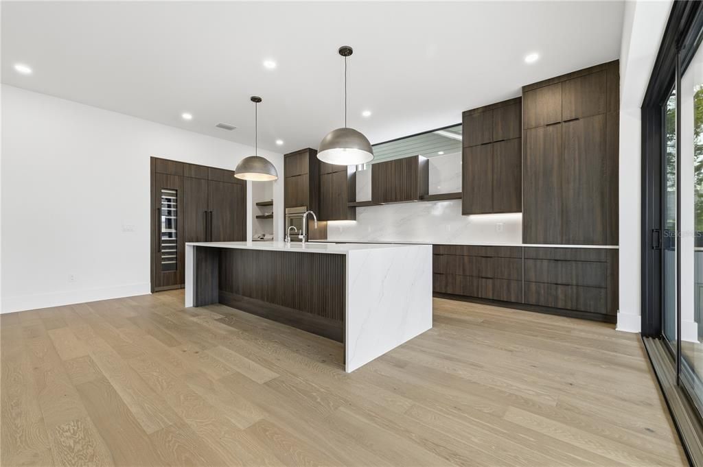 For Sale: $1,795,000 (5 beds, 4 baths, 3450 Square Feet)