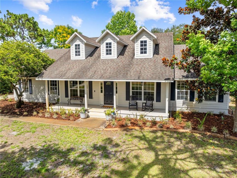 For Sale: $695,000 (4 beds, 2 baths, 2098 Square Feet)