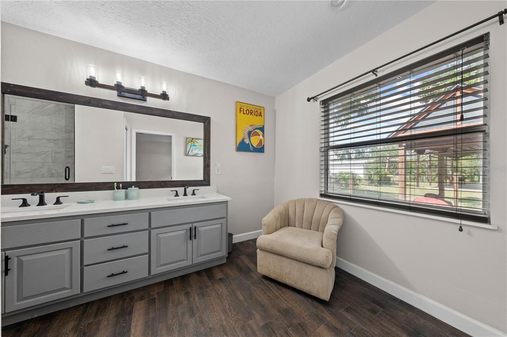 For Sale: $695,000 (4 beds, 2 baths, 2098 Square Feet)
