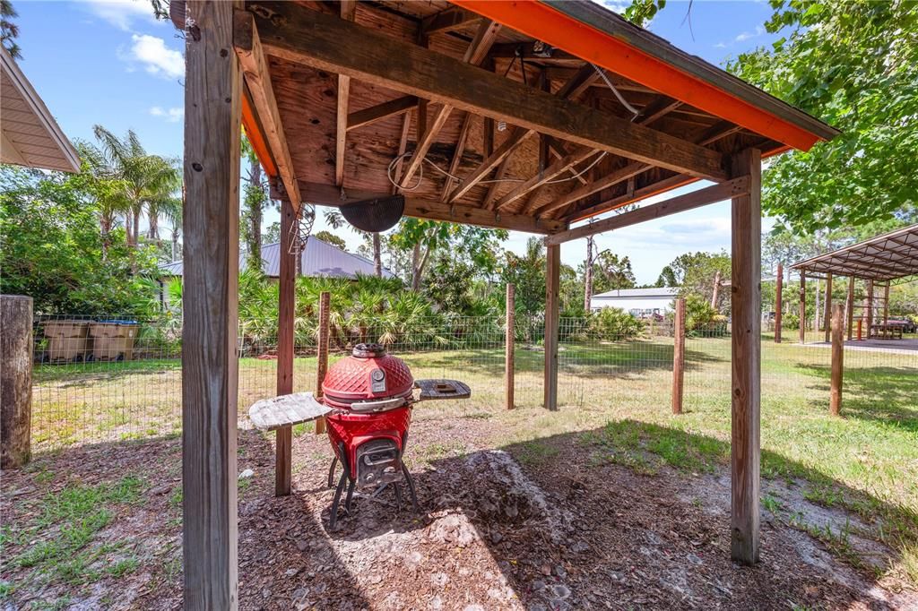 For Sale: $695,000 (4 beds, 2 baths, 2098 Square Feet)