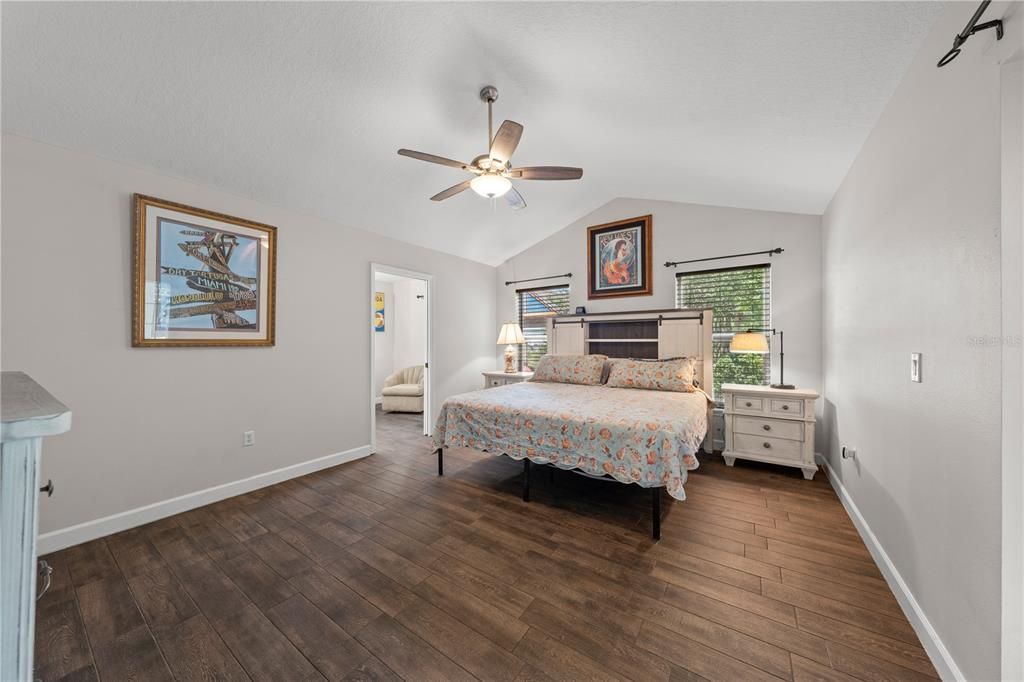 For Sale: $695,000 (4 beds, 2 baths, 2098 Square Feet)