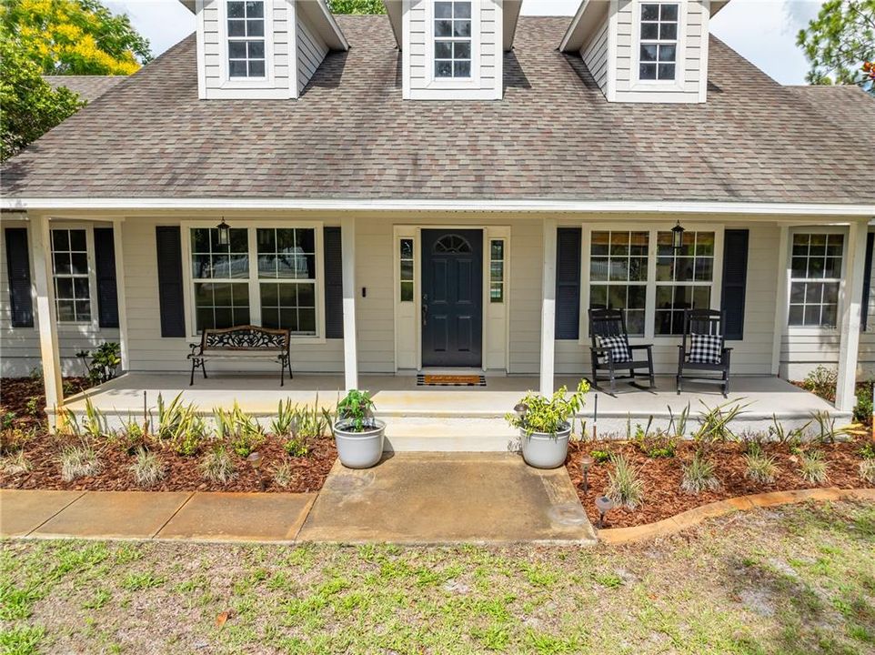 For Sale: $695,000 (4 beds, 2 baths, 2098 Square Feet)
