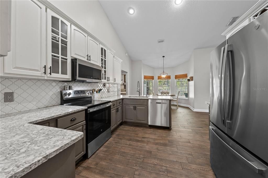 For Sale: $695,000 (4 beds, 2 baths, 2098 Square Feet)