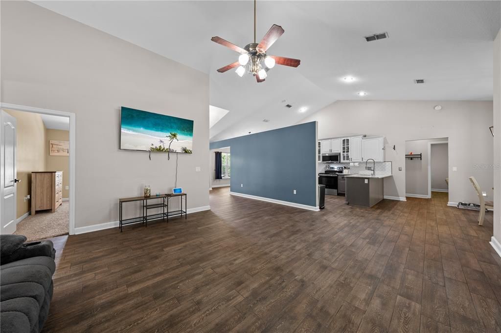 For Sale: $695,000 (4 beds, 2 baths, 2098 Square Feet)