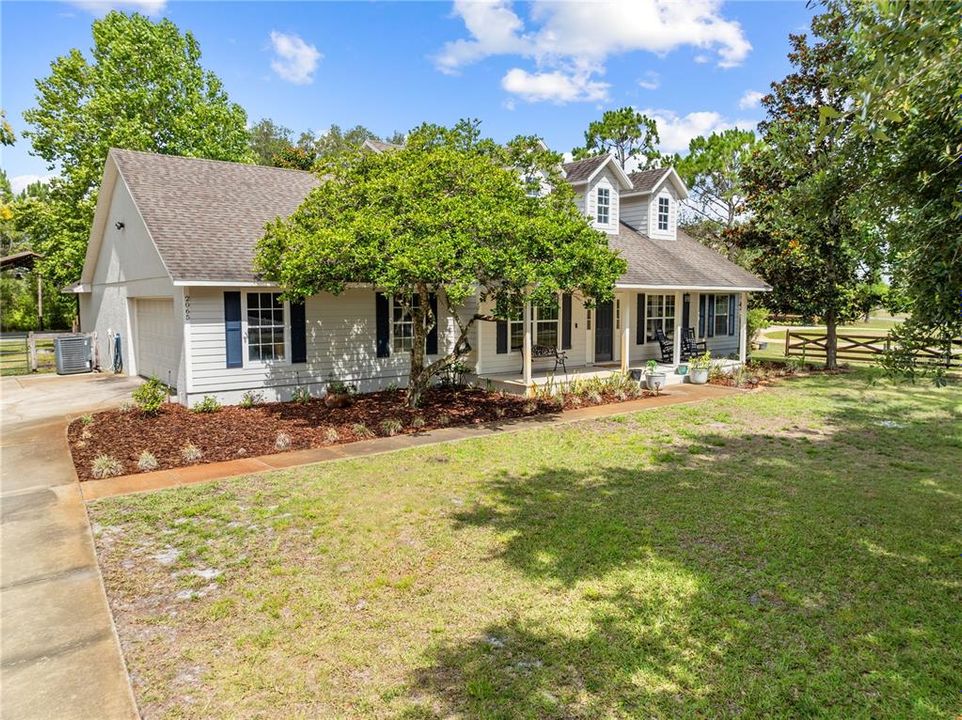 For Sale: $695,000 (4 beds, 2 baths, 2098 Square Feet)