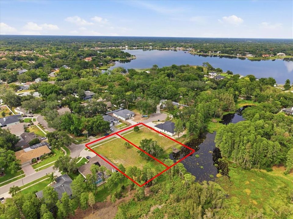 待售: $340,000 (0.29 acres)