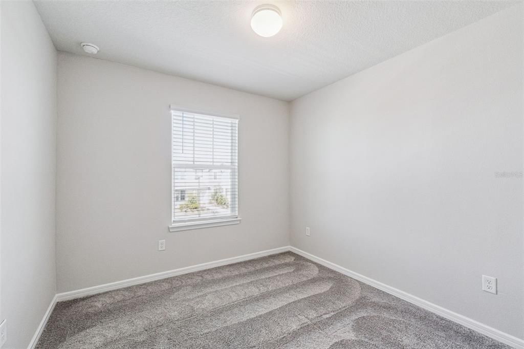 For Sale: $449,900 (4 beds, 3 baths, 1861 Square Feet)