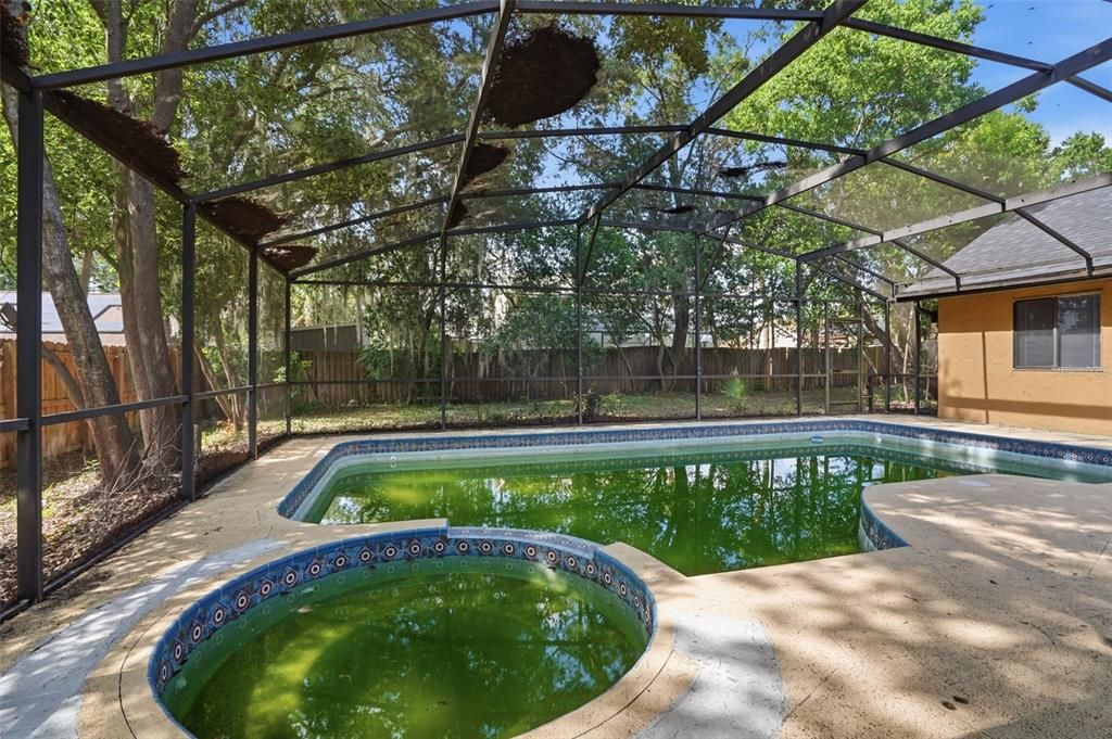 For Sale: $524,999 (4 beds, 2 baths, 1999 Square Feet)