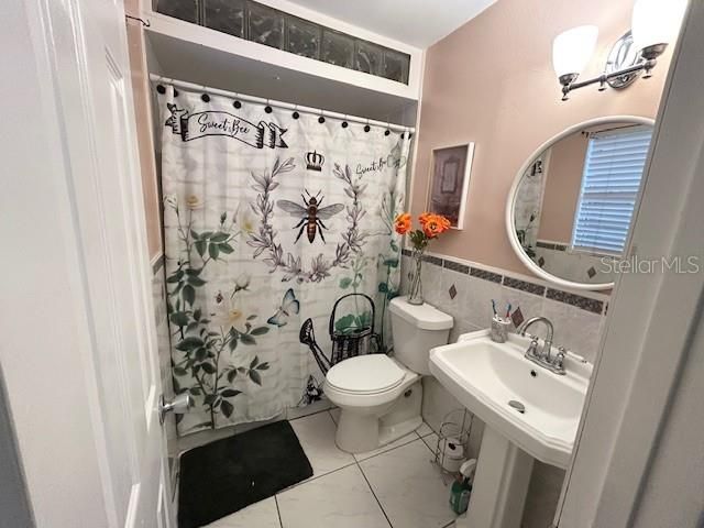 For Sale: $379,900 (3 beds, 2 baths, 1602 Square Feet)