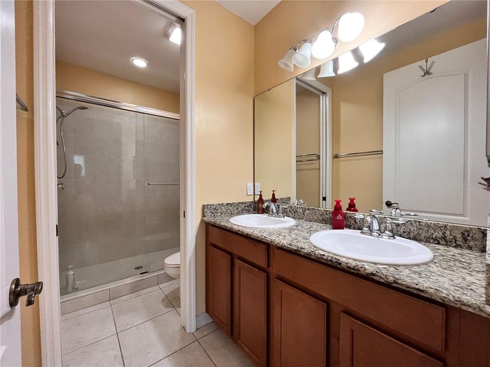 В аренду: $2,350 (3 спален, 2 ванн, 1438 Квадратных фут)