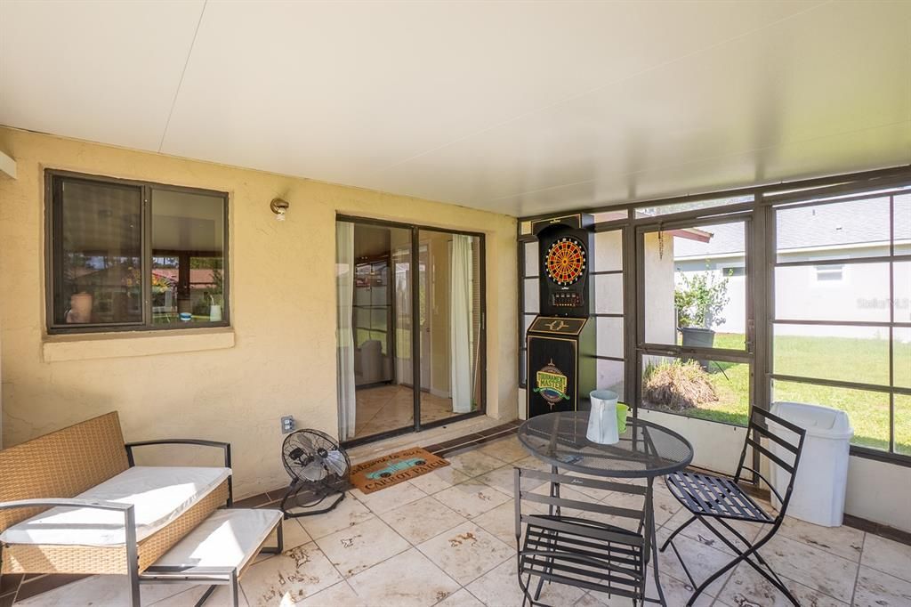 En Venta: $285,000 (3 camas, 2 baños, 1247 Pies cuadrados)