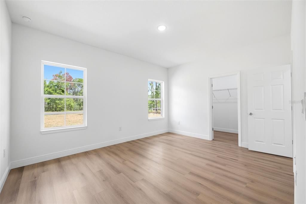 For Sale: $285,000 (3 beds, 2 baths, 1540 Square Feet)
