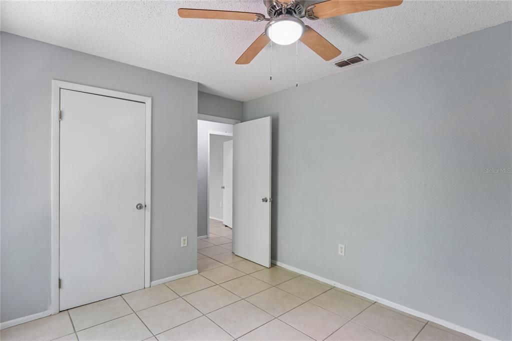 For Sale: $395,000 (6 beds, 0 baths, 2146 Square Feet)