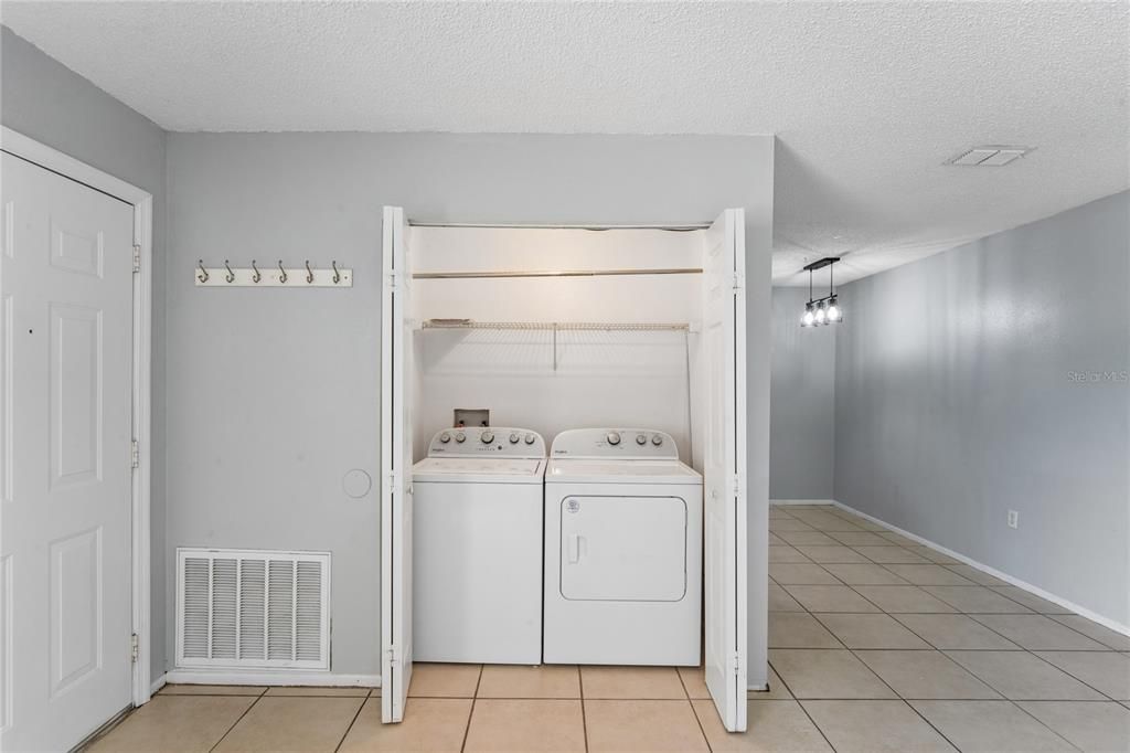 For Sale: $395,000 (6 beds, 0 baths, 2146 Square Feet)