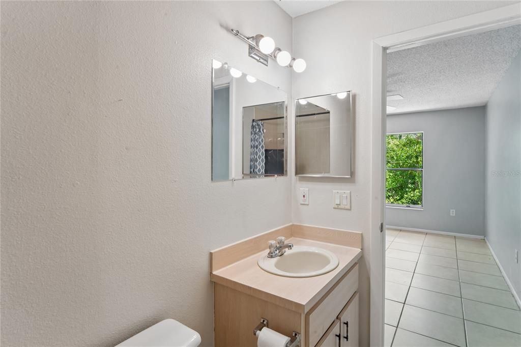 For Sale: $395,000 (6 beds, 0 baths, 2146 Square Feet)