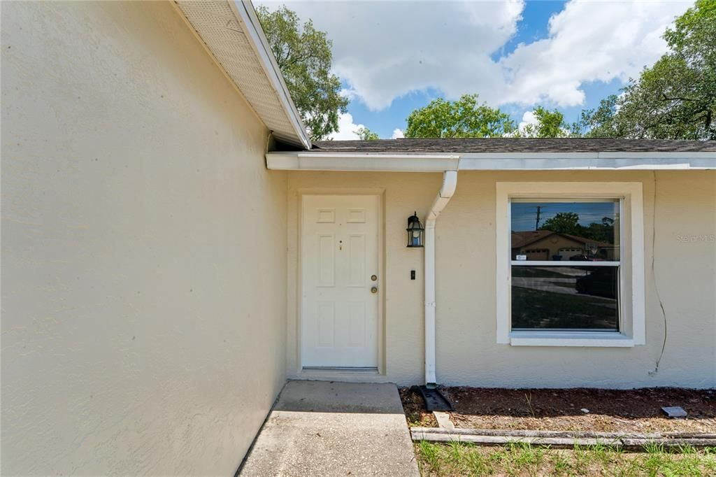 For Sale: $395,000 (6 beds, 0 baths, 2146 Square Feet)
