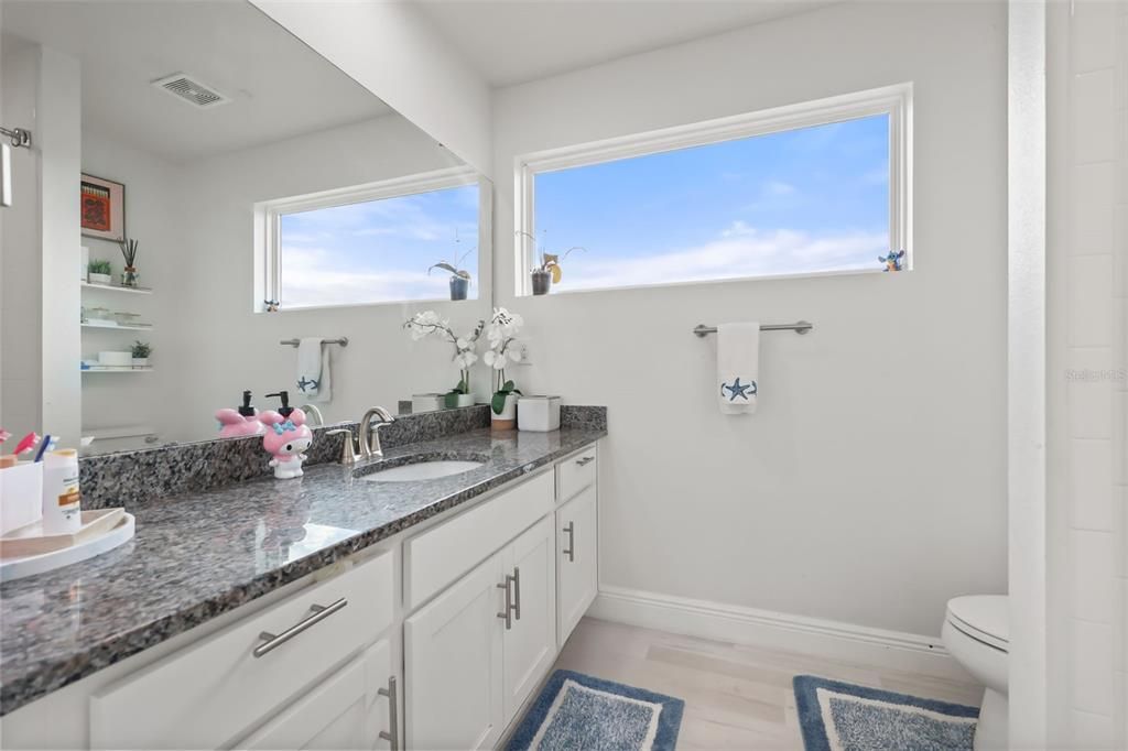 For Sale: $850,000 (3 beds, 2 baths, 2307 Square Feet)