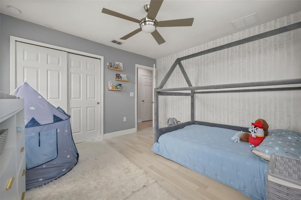For Sale: $850,000 (3 beds, 2 baths, 2307 Square Feet)
