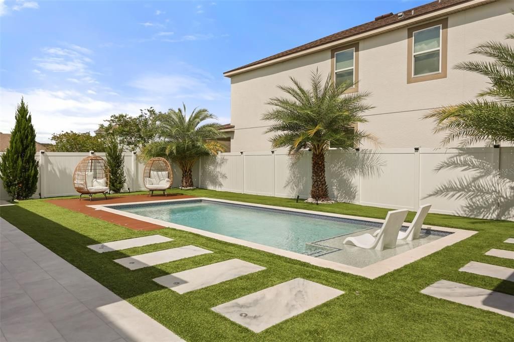 For Sale: $850,000 (3 beds, 2 baths, 2307 Square Feet)