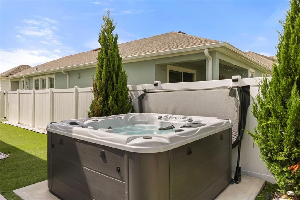 For Sale: $850,000 (3 beds, 2 baths, 2307 Square Feet)