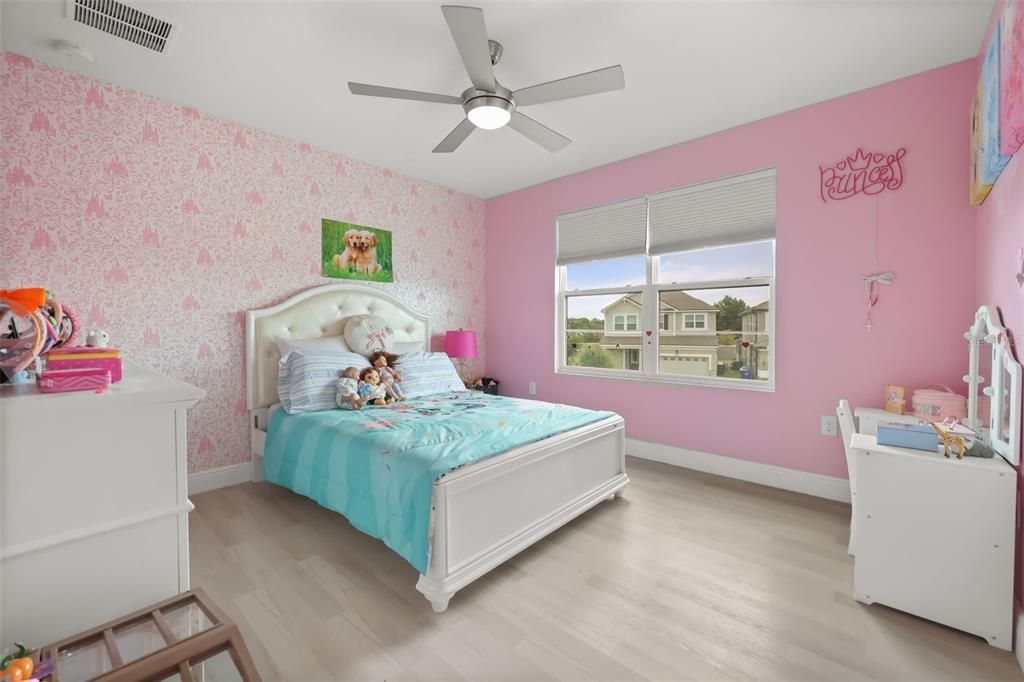 For Sale: $850,000 (3 beds, 2 baths, 2307 Square Feet)