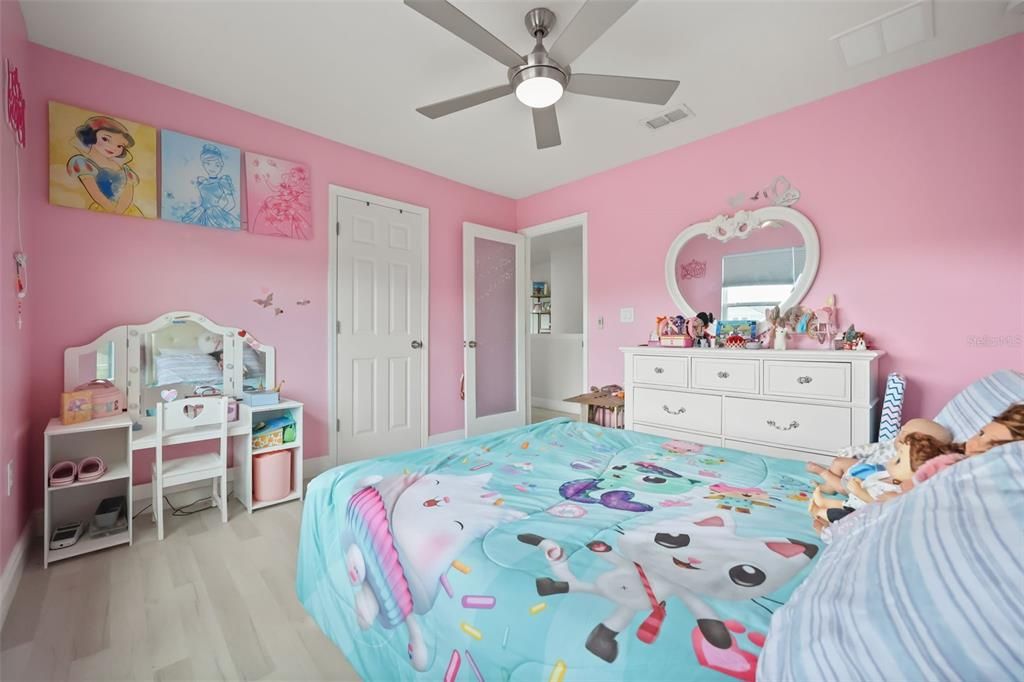 For Sale: $850,000 (3 beds, 2 baths, 2307 Square Feet)
