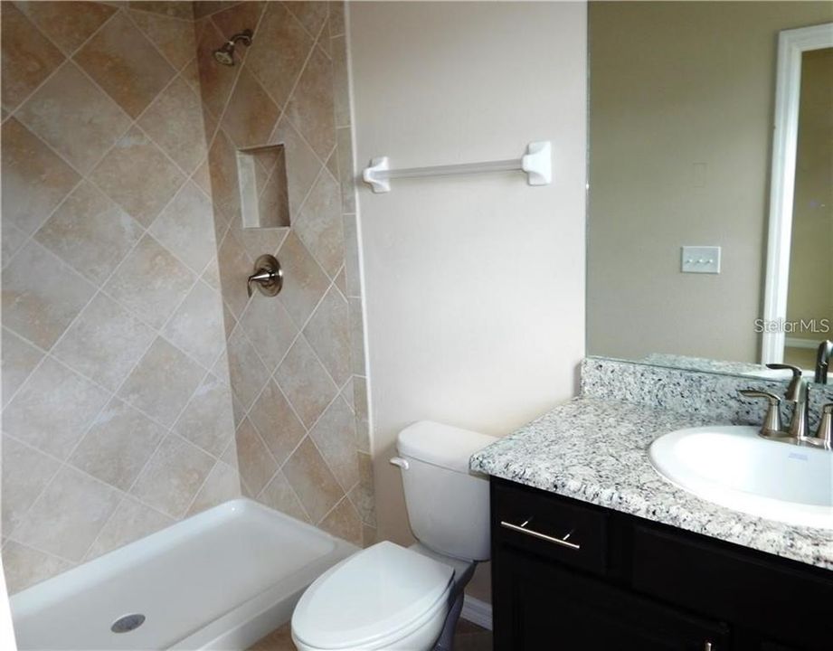 For Rent: $3,145 (4 beds, 3 baths, 2528 Square Feet)