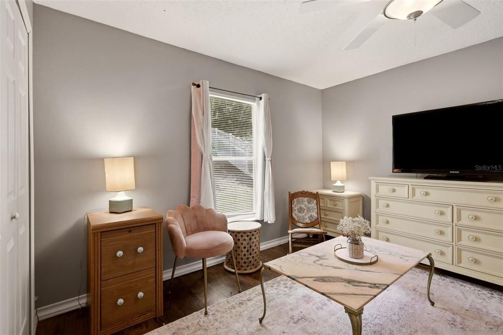 For Sale: $385,000 (3 beds, 2 baths, 1778 Square Feet)