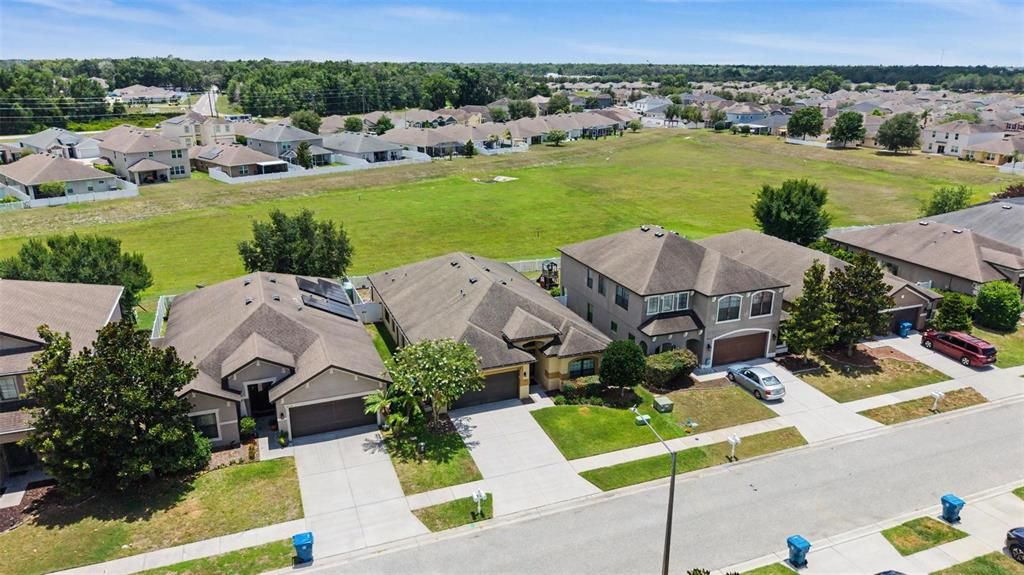 For Sale: $367,000 (4 beds, 2 baths, 2186 Square Feet)