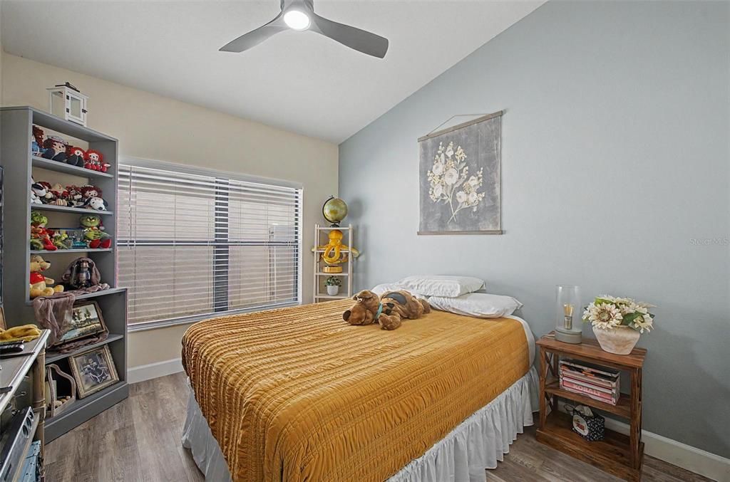 For Sale: $367,000 (4 beds, 2 baths, 2186 Square Feet)