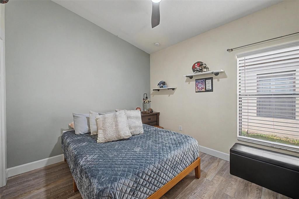 For Sale: $367,000 (4 beds, 2 baths, 2186 Square Feet)