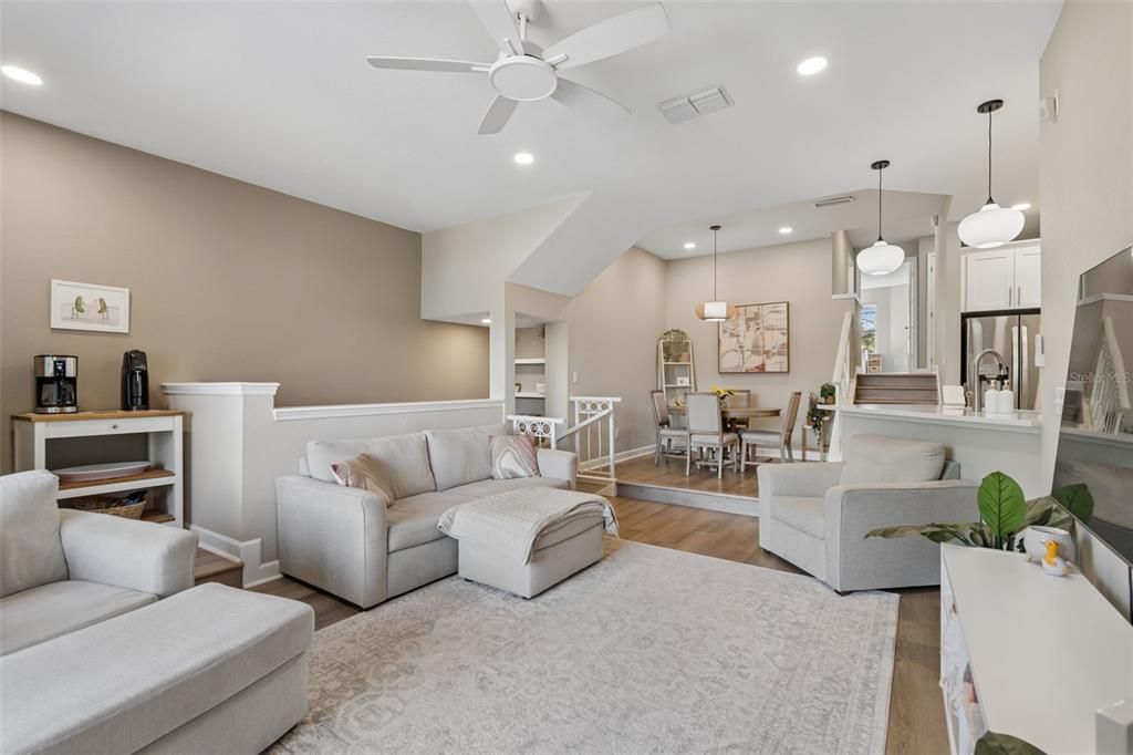 For Sale: $719,000 (3 beds, 2 baths, 1514 Square Feet)