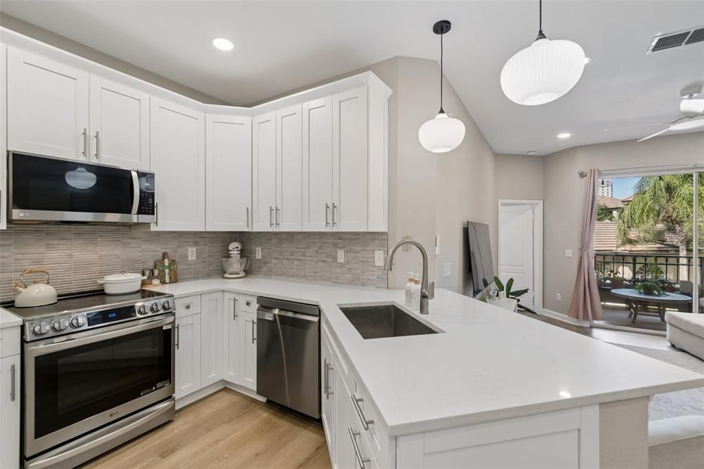 For Sale: $719,000 (3 beds, 2 baths, 1514 Square Feet)