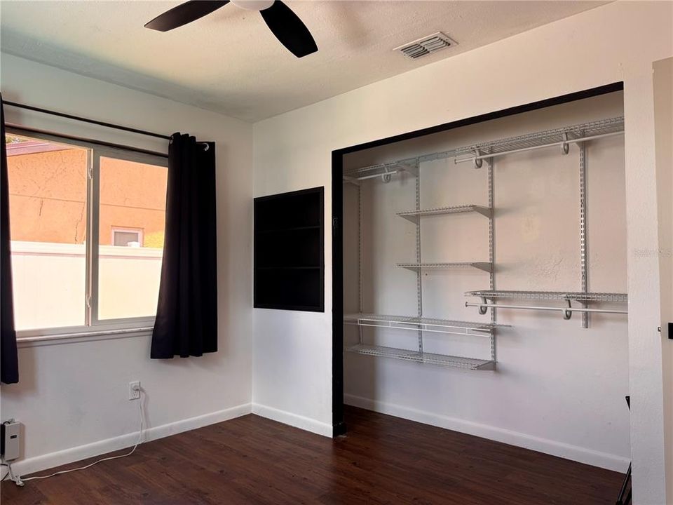 For Sale: $495,000 (3 beds, 2 baths, 1564 Square Feet)