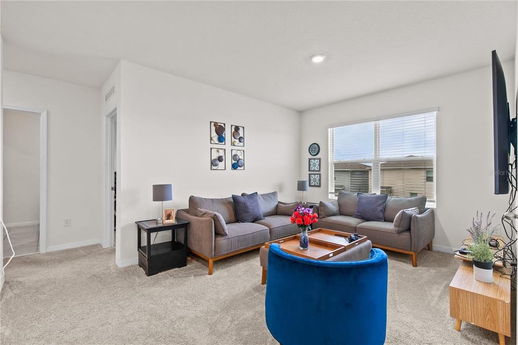 For Sale: $449,000 (5 beds, 3 baths, 2674 Square Feet)