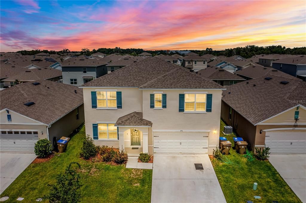 For Sale: $449,000 (5 beds, 3 baths, 2674 Square Feet)