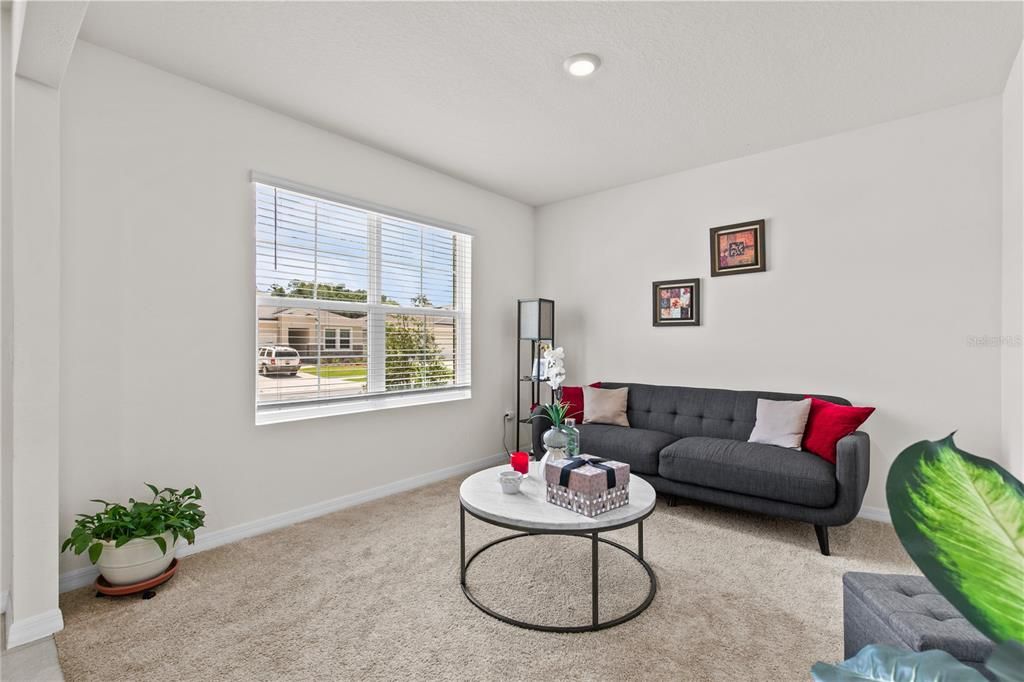 For Sale: $449,000 (5 beds, 3 baths, 2674 Square Feet)