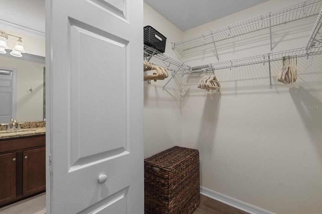 For Rent: $2,200 (2 beds, 2 baths, 1142 Square Feet)