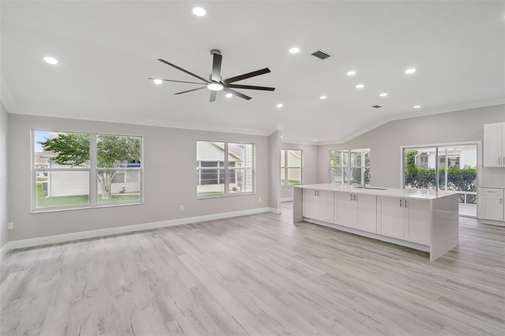 For Sale: $449,900 (2 beds, 2 baths, 1782 Square Feet)