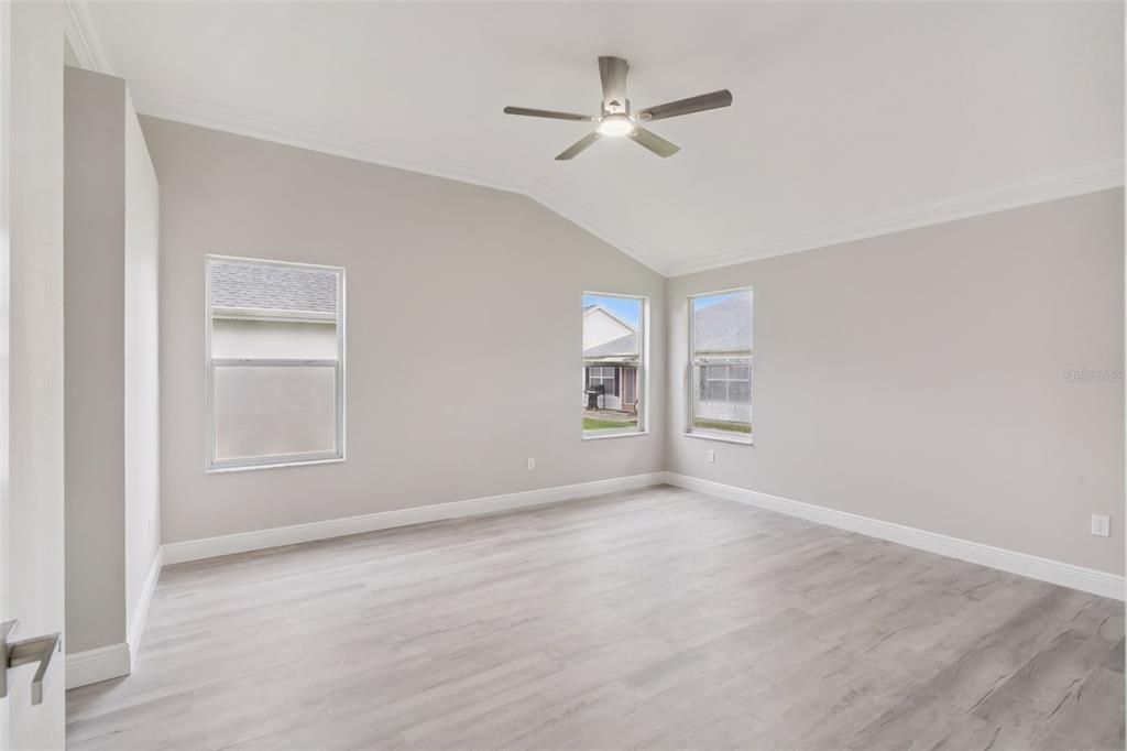 For Sale: $449,900 (2 beds, 2 baths, 1782 Square Feet)
