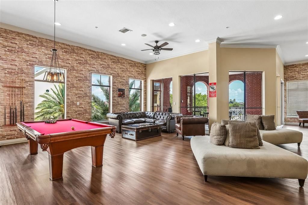 For Sale: $250,000 (2 beds, 2 baths, 1146 Square Feet)