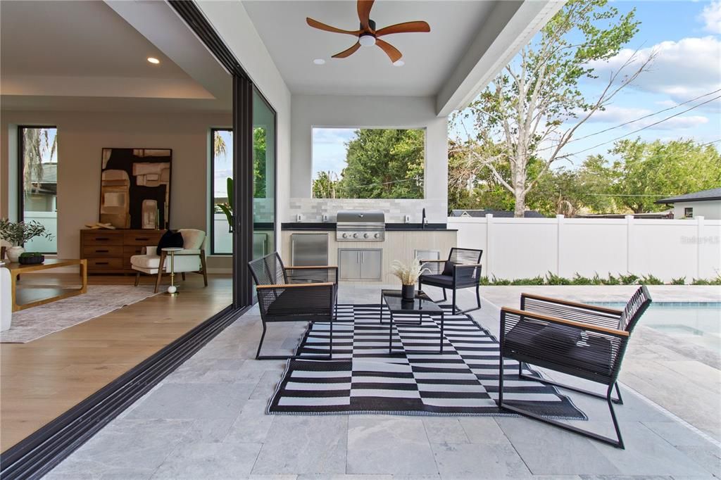 En Venta: $1,549,000 (5 camas, 4 baños, 3283 Pies cuadrados)