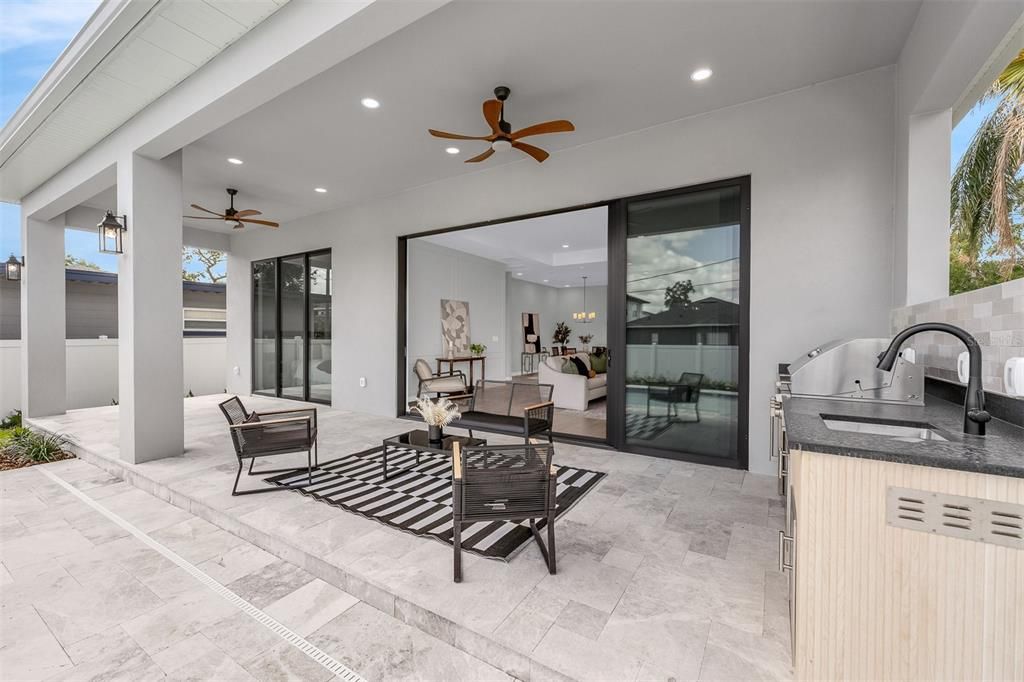 En Venta: $1,549,000 (5 camas, 4 baños, 3283 Pies cuadrados)